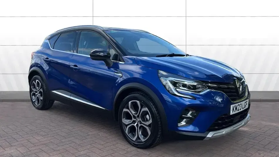 Begagnad Renault Captur Techno 143 HK (105 kW) 2023 SUV
