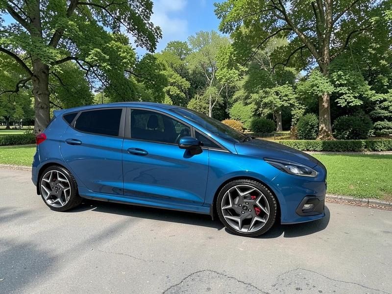 Second-hand Ford Fiesta ST 200 CP (147 kW) 2019 Albastru Hatchback