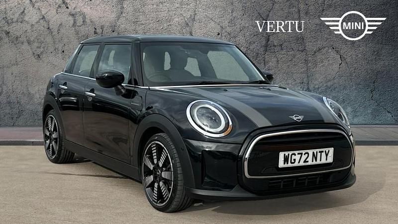 Black Used 2022 Mini Cooper Exclusive Hatchback | £22,567 (Expensive) - Image 1/4