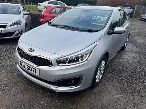 Used Kia Ceed 2016 Silver Hatchback