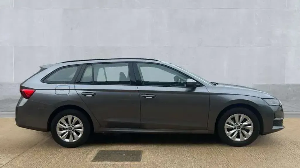 Used Skoda Octavia SE Technology 150 HP (110 kW) 2025 Mat Estate