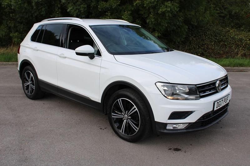 White Used 2017 VW Tiguan SE SUV | £11,495 (Fair price) - Image 1/4