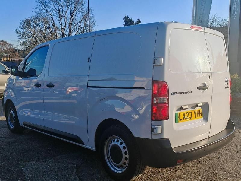 Used Citroën Dispatch 98 kW (134 HP) 2023 White MPV