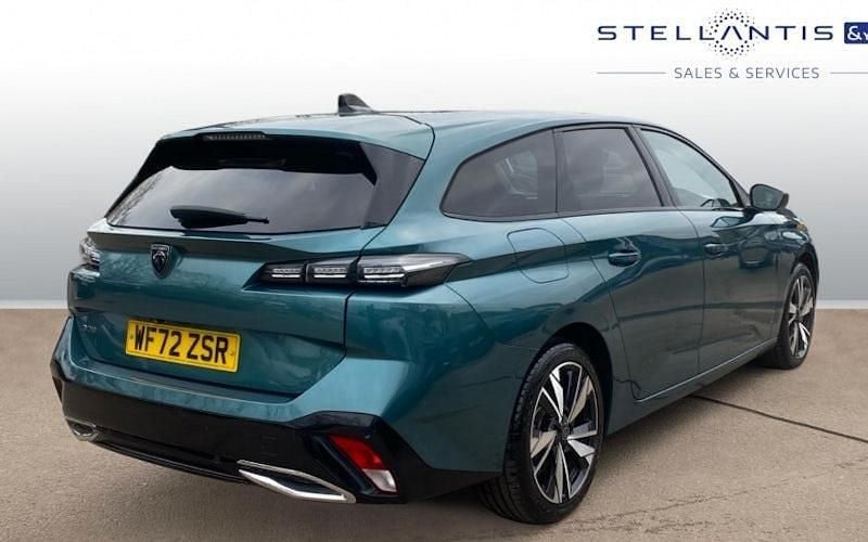 Used Peugeot 308 SW Allure 131 HP (96 kW) 2024 Estate