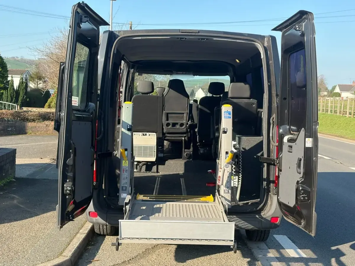 Usado Renault Master Business 2017 Preto Van