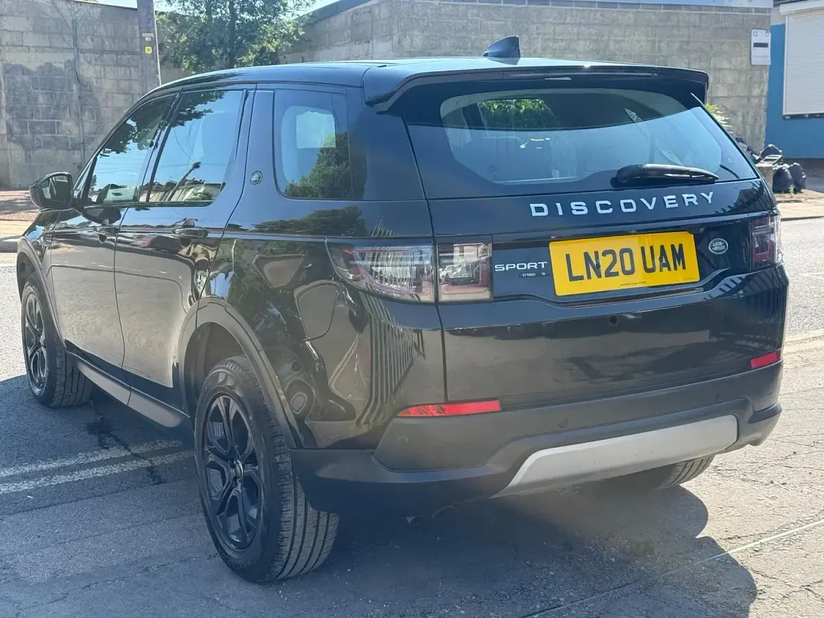 Used Land Rover Discovery 5 S 2020 Black SUV