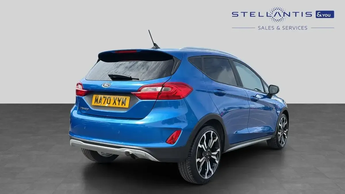 Used Ford Fiesta Active X 94 HP (69 kW) 2020 Blue Hatchback