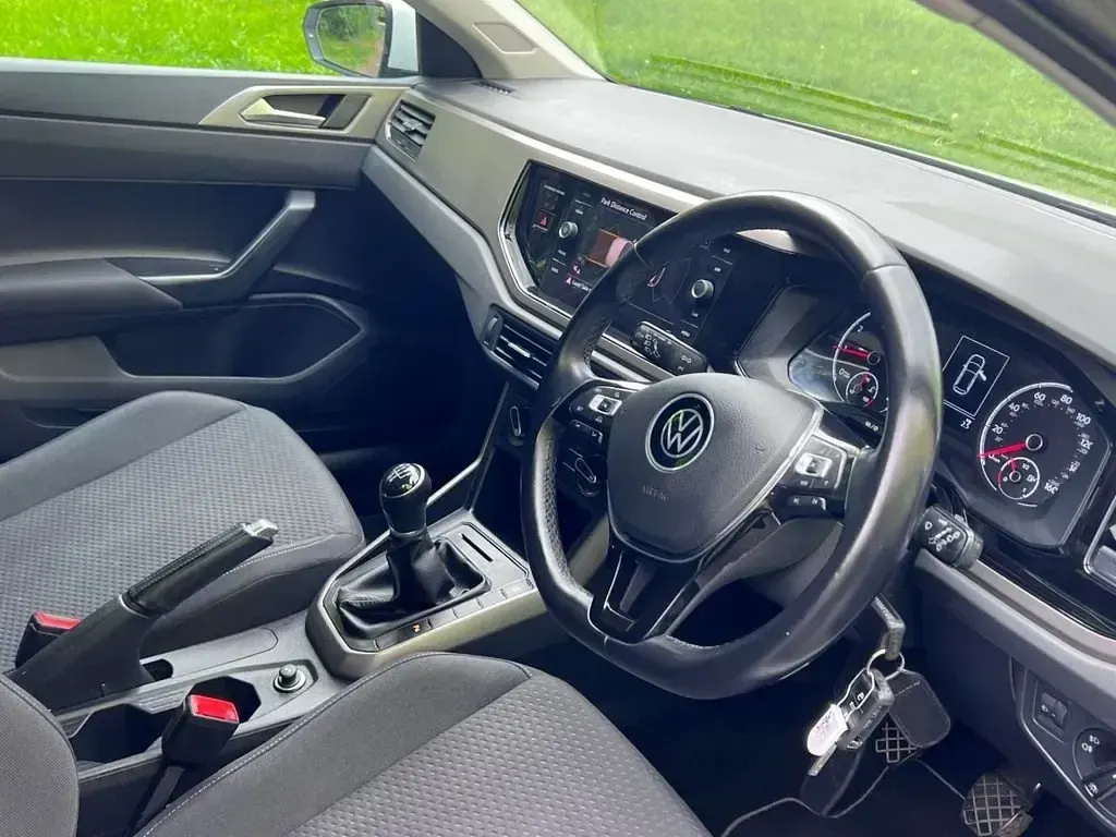 Usado VW Polo Match 80 CV (58 kW) 2021 Blanco Utilitario