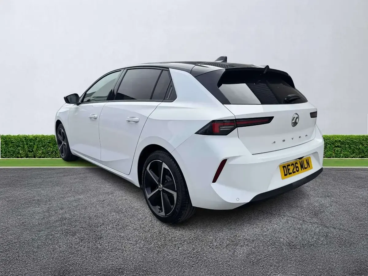 New Vauxhall Astra 130 HP (95 kW) 2026 Arctic white Hatchback