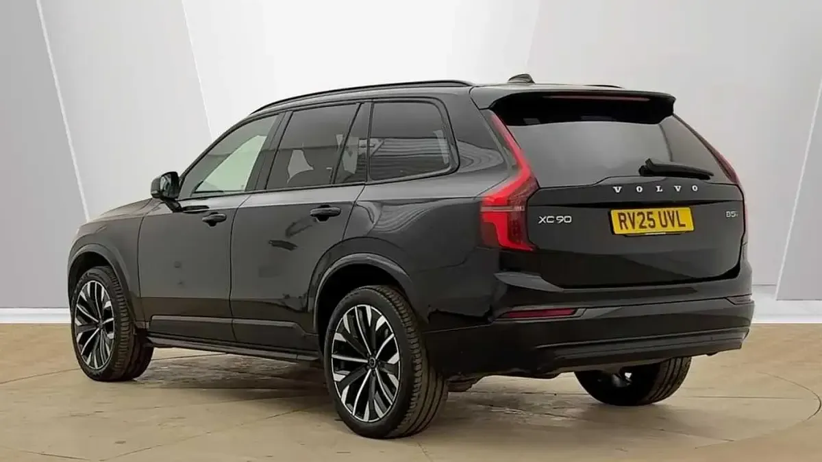 Used Volvo XC90 Ultra 455 HP (334 kW) 2025 Black SUV