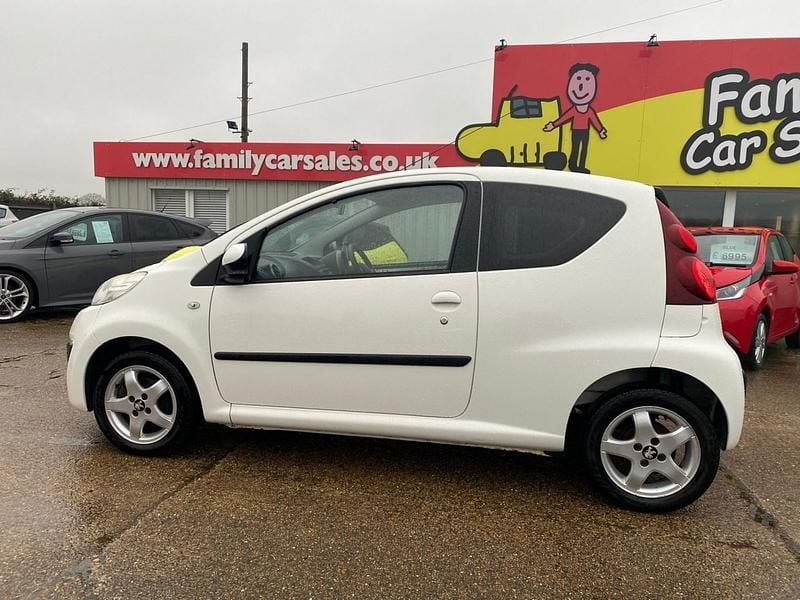 Used Peugeot 107 Allure 2014 White Hatchback