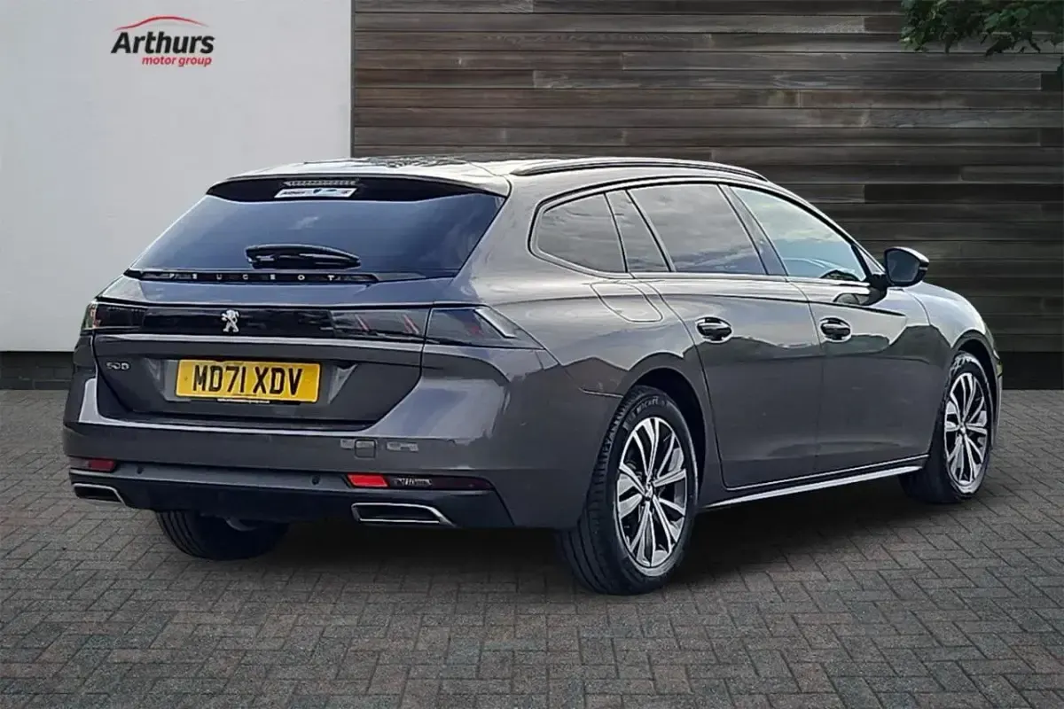 Used Peugeot 508 SW Allure Premium 129 HP (94 kW) 2022 Grey Estate