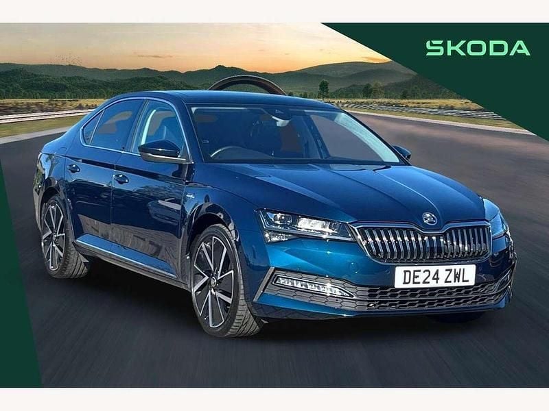 Petrol blue Used 2024 Skoda Superb LAURIN & KLEMENT Hatchback | £28,990 (Expensive) - Image 1/3