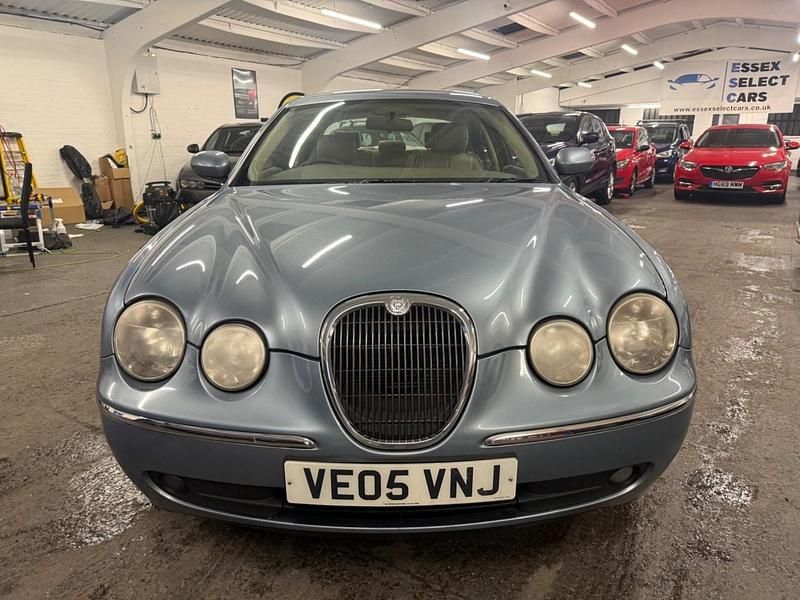 Usado Jaguar S-Type S 206 HP (151 kW) 2005 Azul Sedan