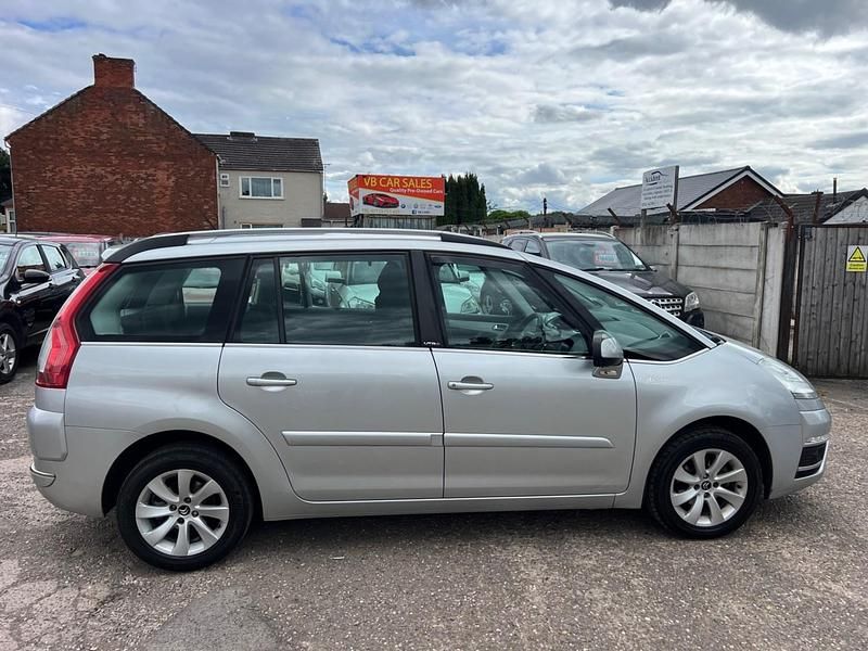 Used Citroën Grand C4 Picasso VTR Sport 110 HP (80 kW) 2011 Silver MPV