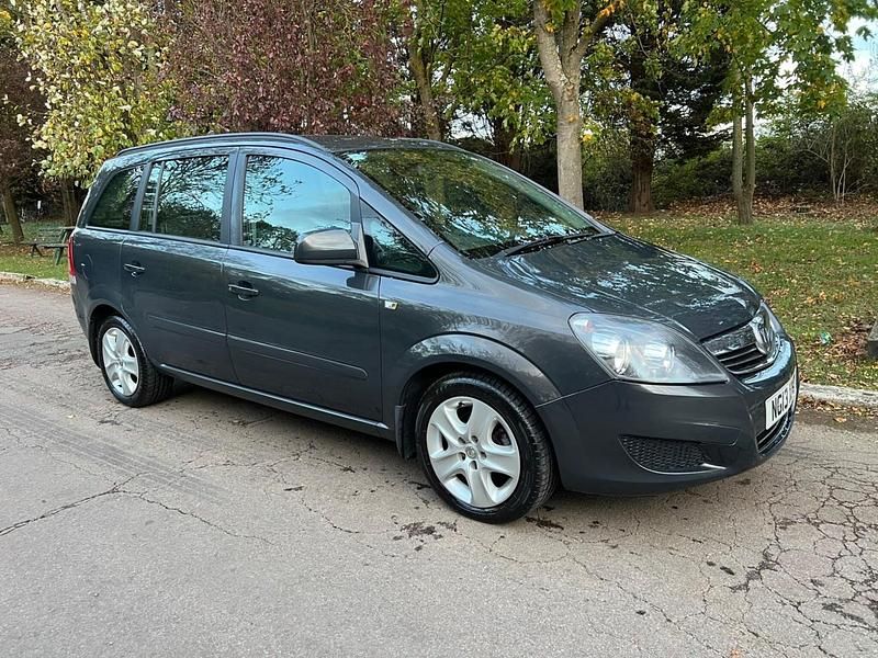 Grey Used 2013 Vauxhall Zafira MPV | £3,490 (Fair price) - Image 1/3