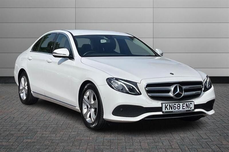 White Used 2018 Mercedes E220 SE Sedan | £18,395 (Super price) - Image 1/4