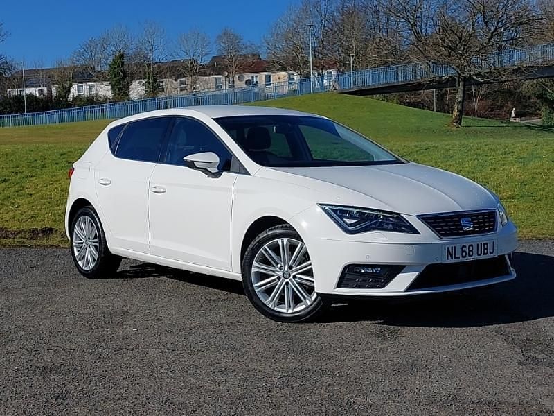 Used Seat Leon XCELLENCE 125 HP (91 kW) 2018 White Hatchback