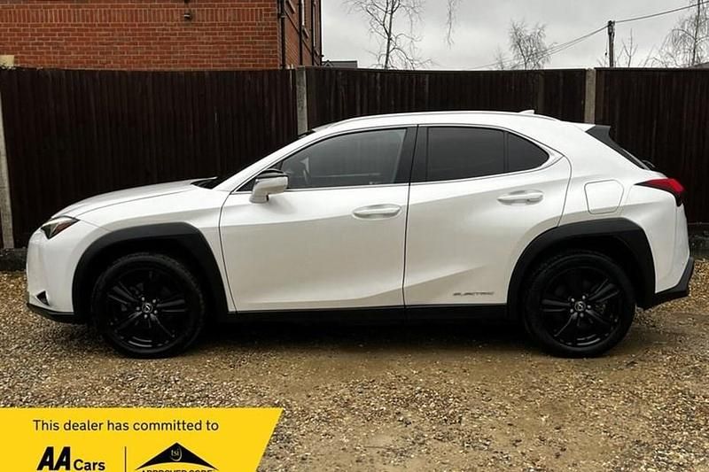 Used Lexus UX 300e 150 kW (204 HP) 2021 SUV