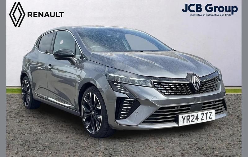 Used Renault Clio V Techno 90 HP (66 kW) 2024 Grey Hatchback