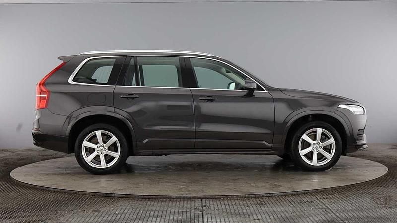 Used Volvo XC90 Core 250 HP (183 kW) 2022 Grey SUV
