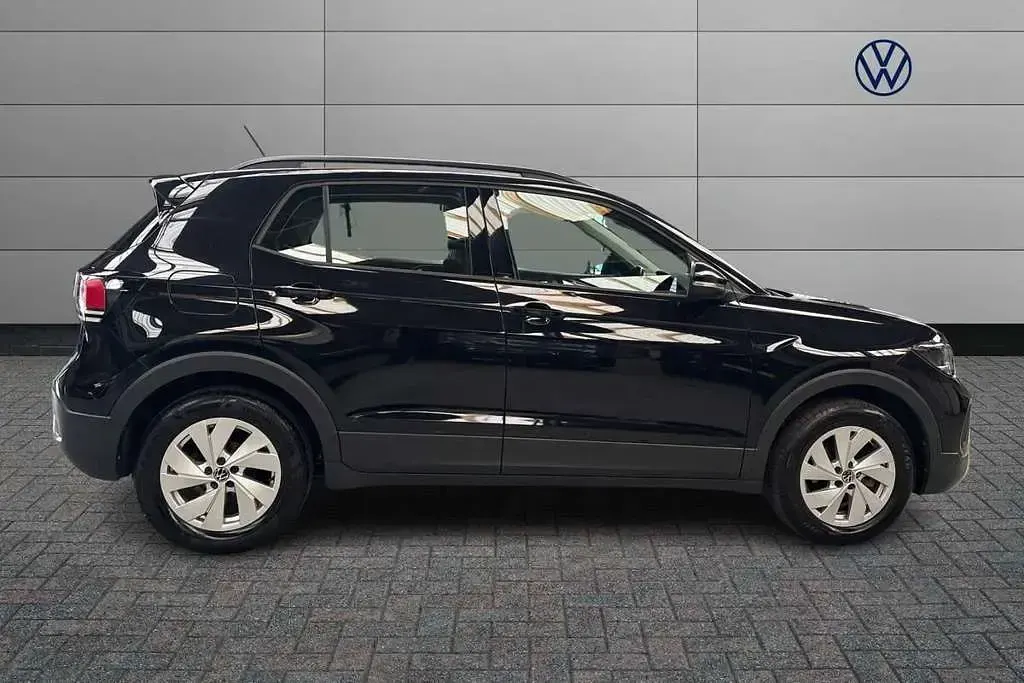 Used VW T-Cross Life 115 HP (84 kW) 2024 SUV