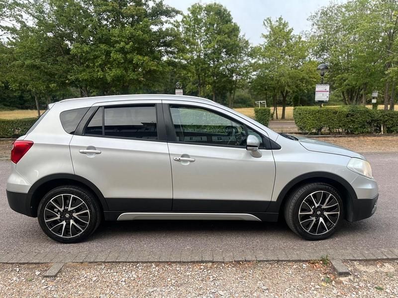 Silver Used 2015 Suzuki SX4 S-Cross SZ-T SUV | £3,990 (Fair price) - Image 1/4