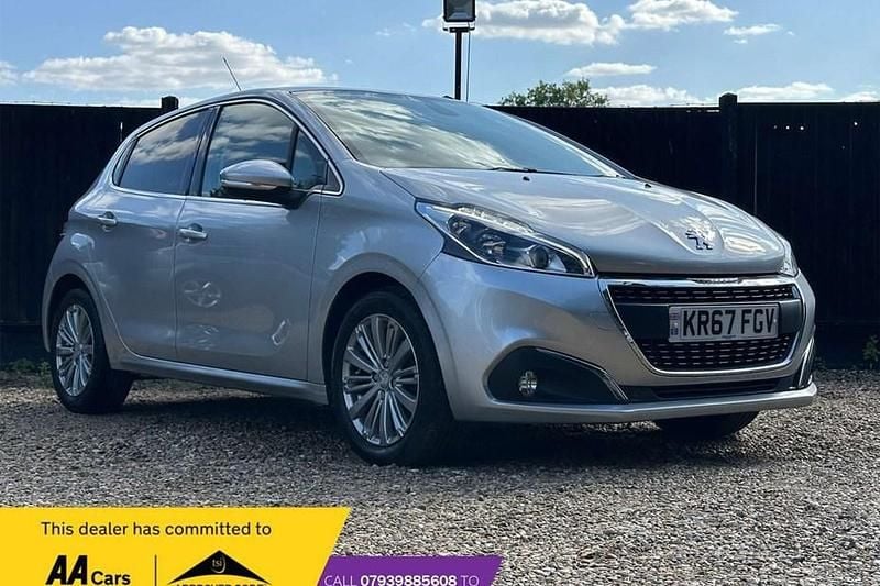 Silver Used 2017 Peugeot 208 Allure Hatchback | £6,290 (Fair price) - Image 1/1