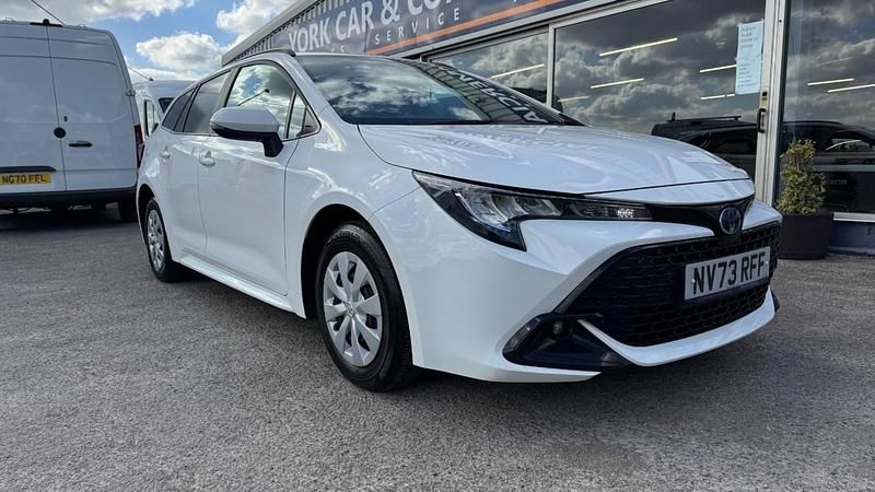 Used Toyota Corolla 138 HP (101 kW) 2024 White
