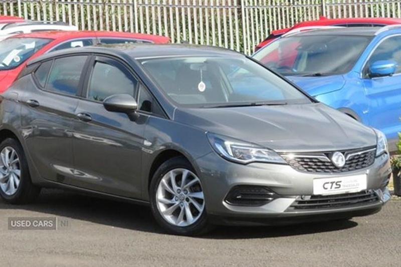 Used Vauxhall Astra Business Edition 122 HP (89 kW) 2020 Grey Hatchback