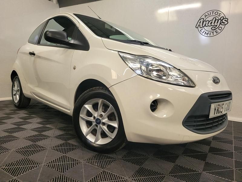 Usado Ford Ka Studio 69 HP (50 kW) 2015 Branco Citadino