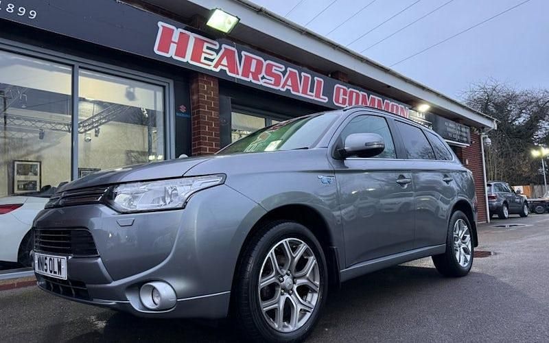 Grey Used 2015 Mitsubishi Outlander P-HEV Estate | £10,000 (Fair price) - Image 1/4