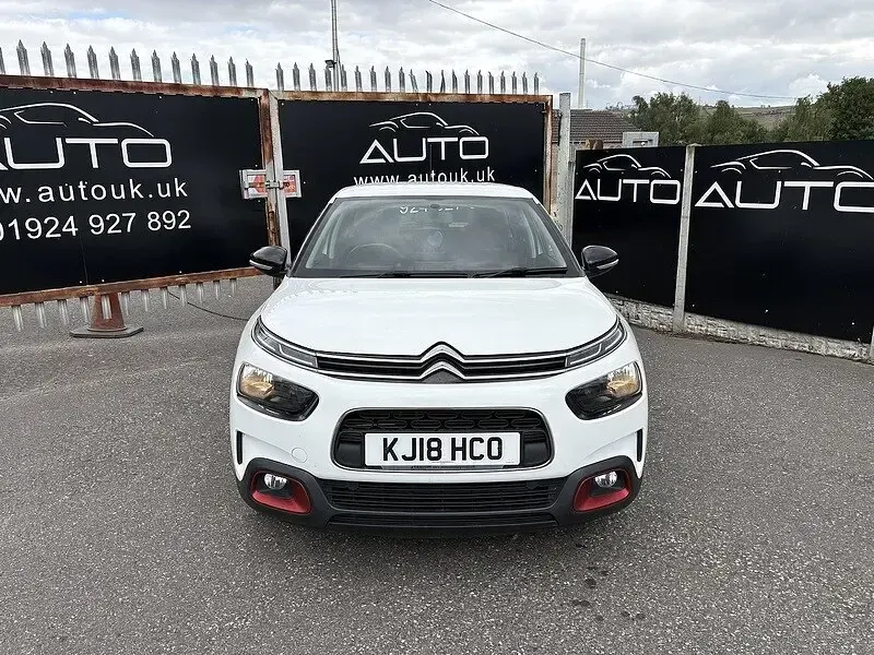 Used Citroën C4 Cactus Feel 81 HP (59 kW) 2018 White Hatchback