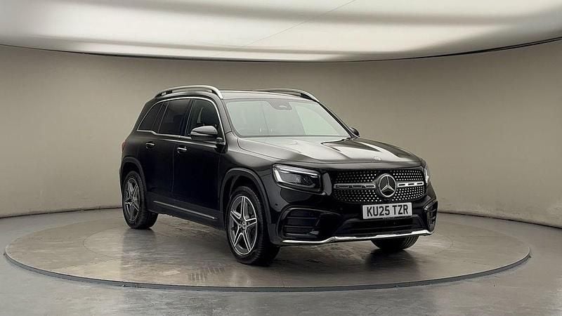 Cosmos black Used 2025 Mercedes GLB200 Executive SUV | £32,150 (Good price) - Image 1/4