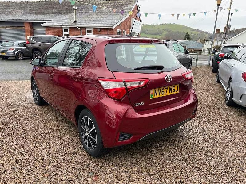 Used Toyota Yaris 2018 Red Hatchback