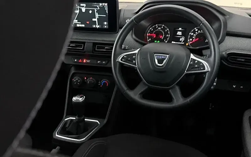 Used Dacia Sandero Comfort 101 HP (74 kW) 2021 Blue Hatchback