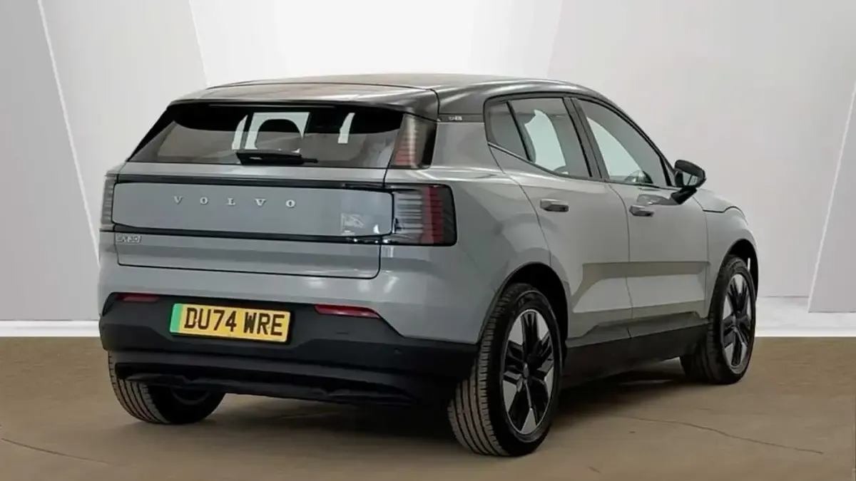 New Volvo EX30 Plus 197 kW (268 HP) 2025 SUV