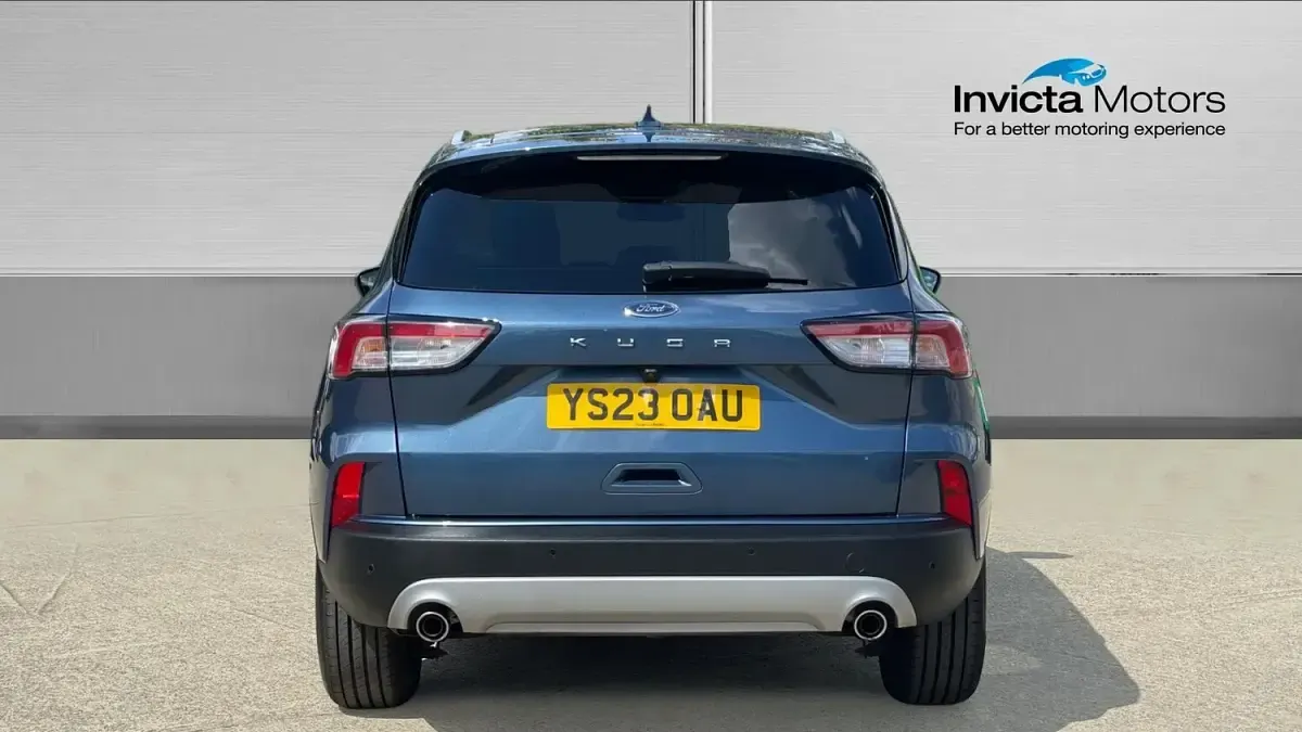 Used Ford Kuga Titanium 150 HP (110 kW) 2023 Blue SUV