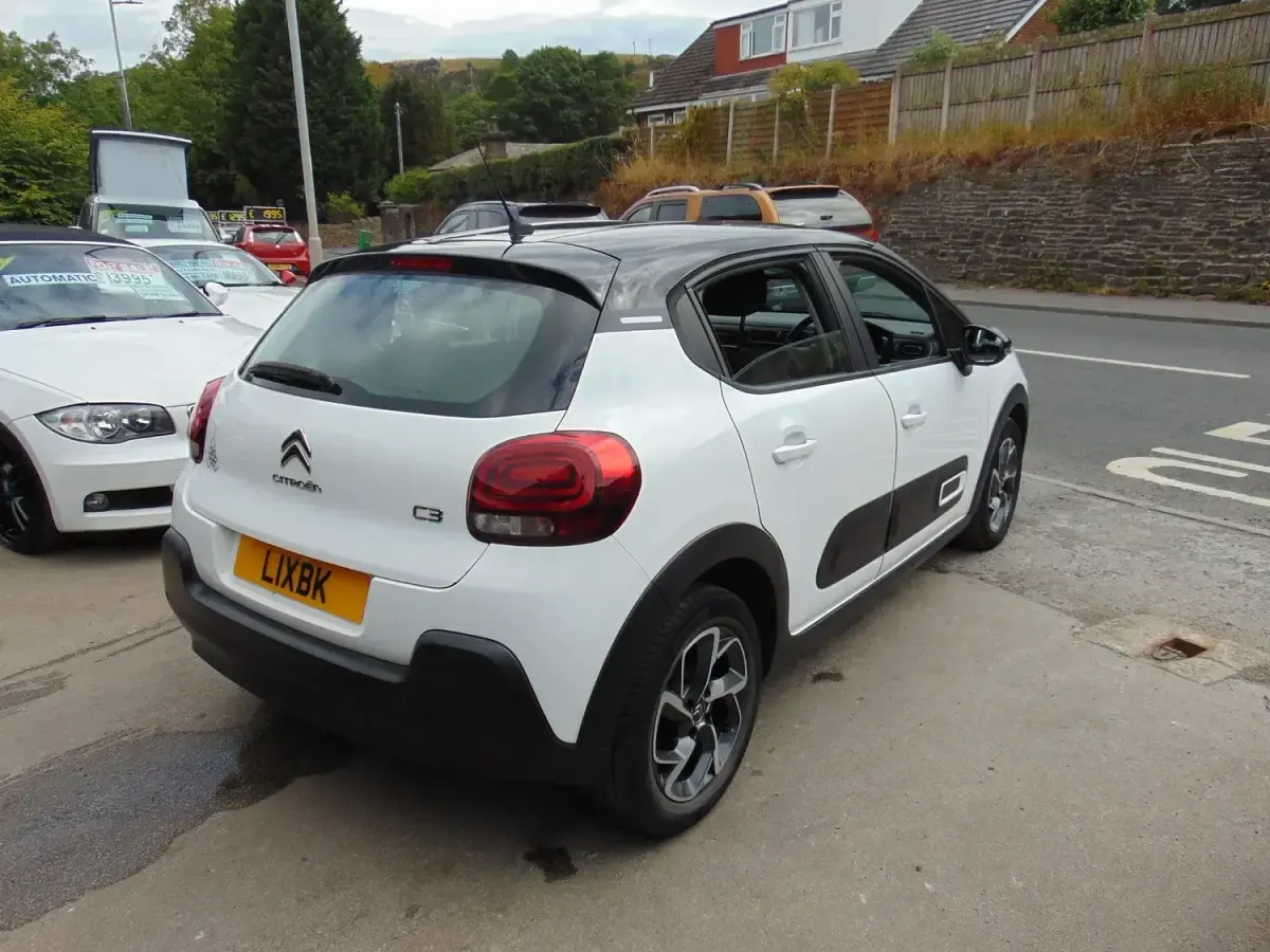 Used Citroën C3 PureTech 2021 White Hatchback