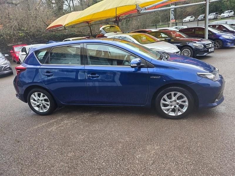 Used Toyota Auris 2016 Blue Hatchback