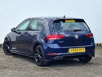 Used VW Golf VII R-line Edition 150 HP (110 kW) 2019 Blue Hatchback