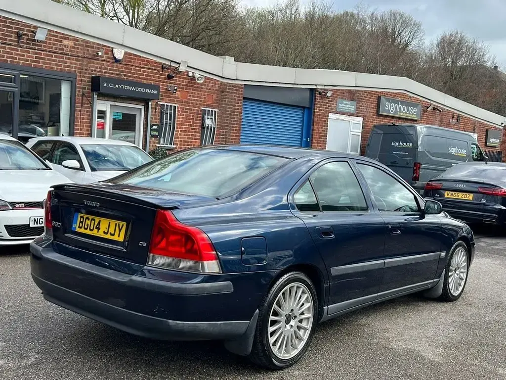 Used Volvo S60 SE 185 HP (136 kW) 2004 Blue Sedan