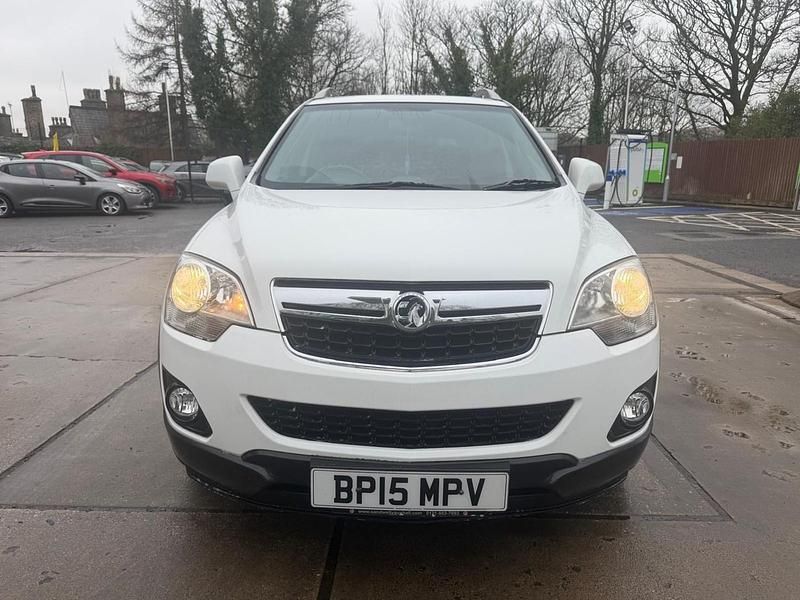 Used Vauxhall Antara S 2015 White SUV