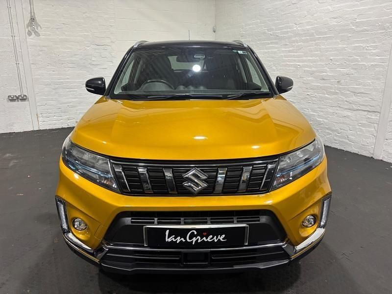 Used Suzuki Vitara SZ5 116 HP (85 kW) 2022 Yellow Hatchback