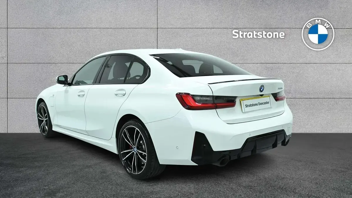 Used BMW 330e M Sport 288 HP (211 kW) 2024 White