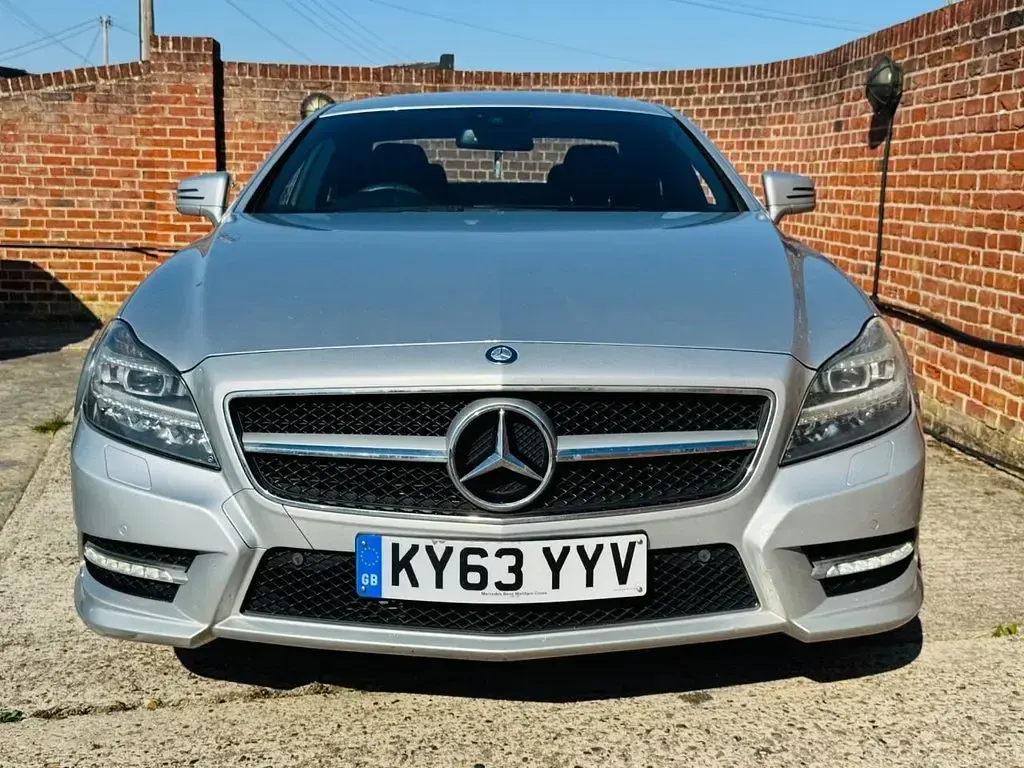 Used Mercedes CLS250 AMG 204 HP (150 kW) 2013 Silver Coupe