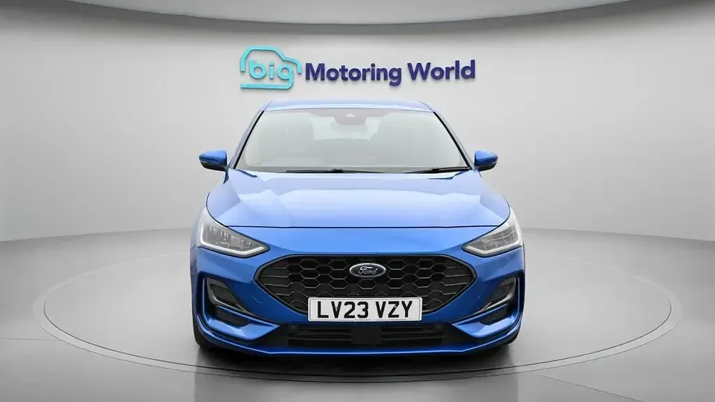 Usado Ford Focus ST-Line X 125 HP (91 kW) 2023 Azul Citadino
