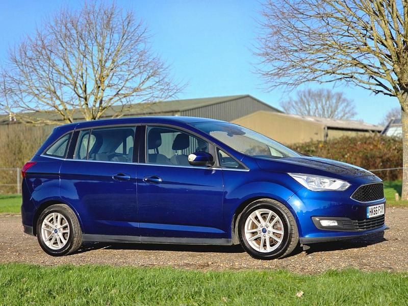 Used Ford Grand C-Max Zetec 120 HP (88 kW) 2016 Blue MPV