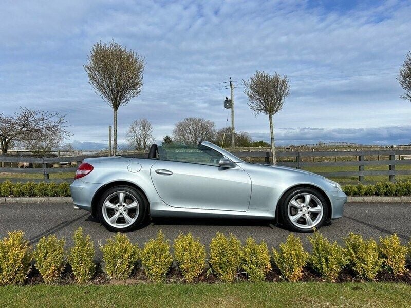 Silver Used 2006 Mercedes SLK280 Cabriolet | £3,950 (Fair price) - Image 1/4