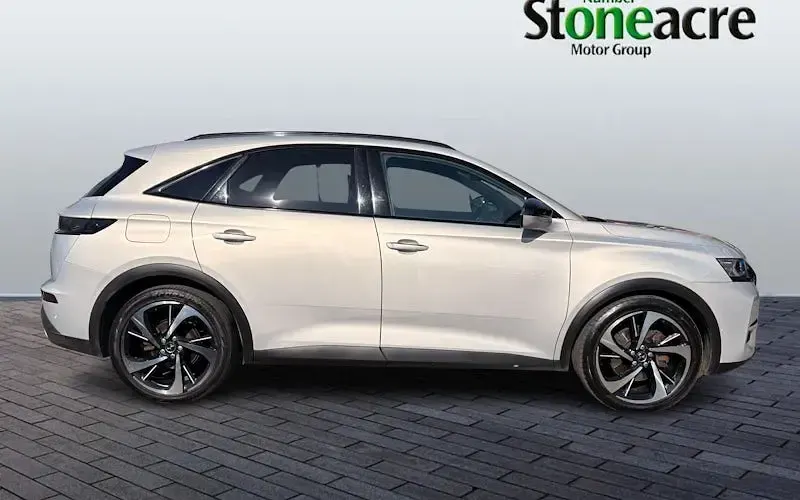 Used DS Automobiles DS7 Crossback Ultra Prestige 300 HP (220 kW) 2020 White SUV